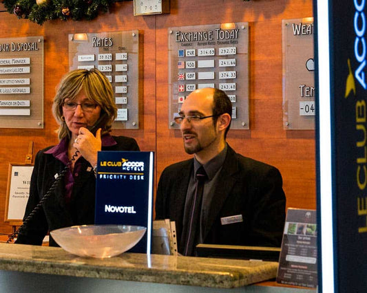 Check in y check out ¿Qué derechos tienes al entrar y salir de un hotel?