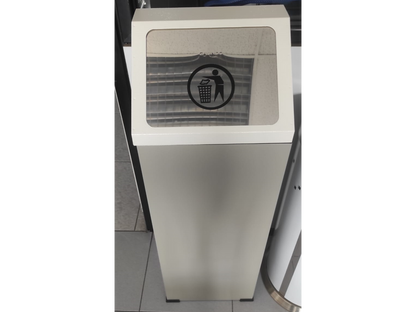 PAPELERA METALICA CON TAPA BASCULANTE (2)